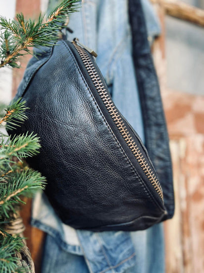 Bumbag SITA BLACK - lækker kraftig læder - VIAMAJA.DK