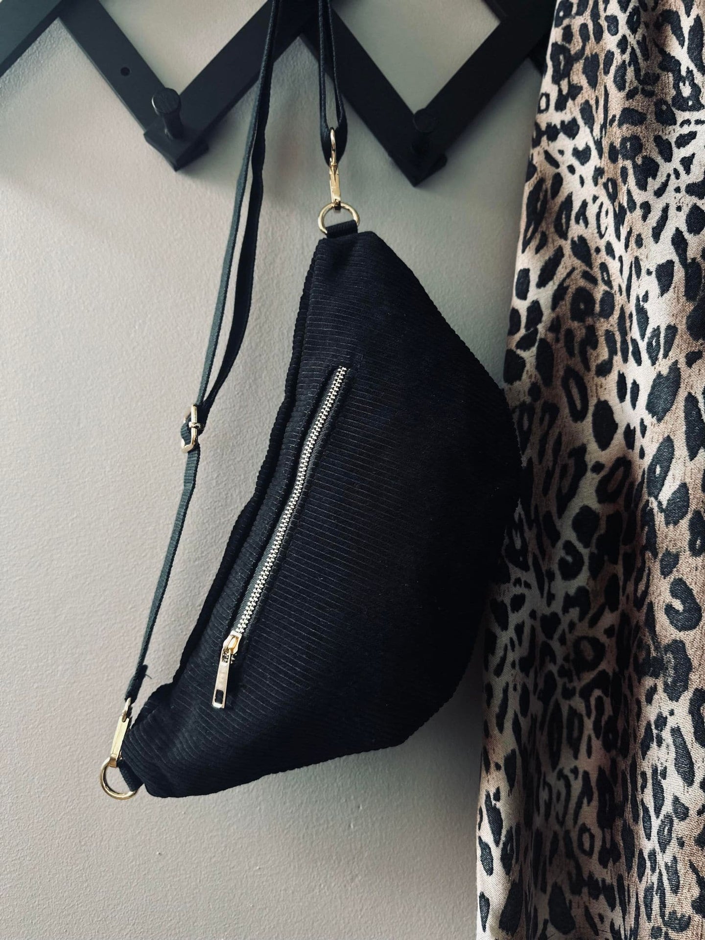 Bumbag - Sort fløjl - VIAMAJA.DK