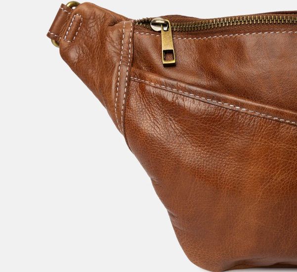 Bumbag Tania Walnut - VIAMAJA.DK