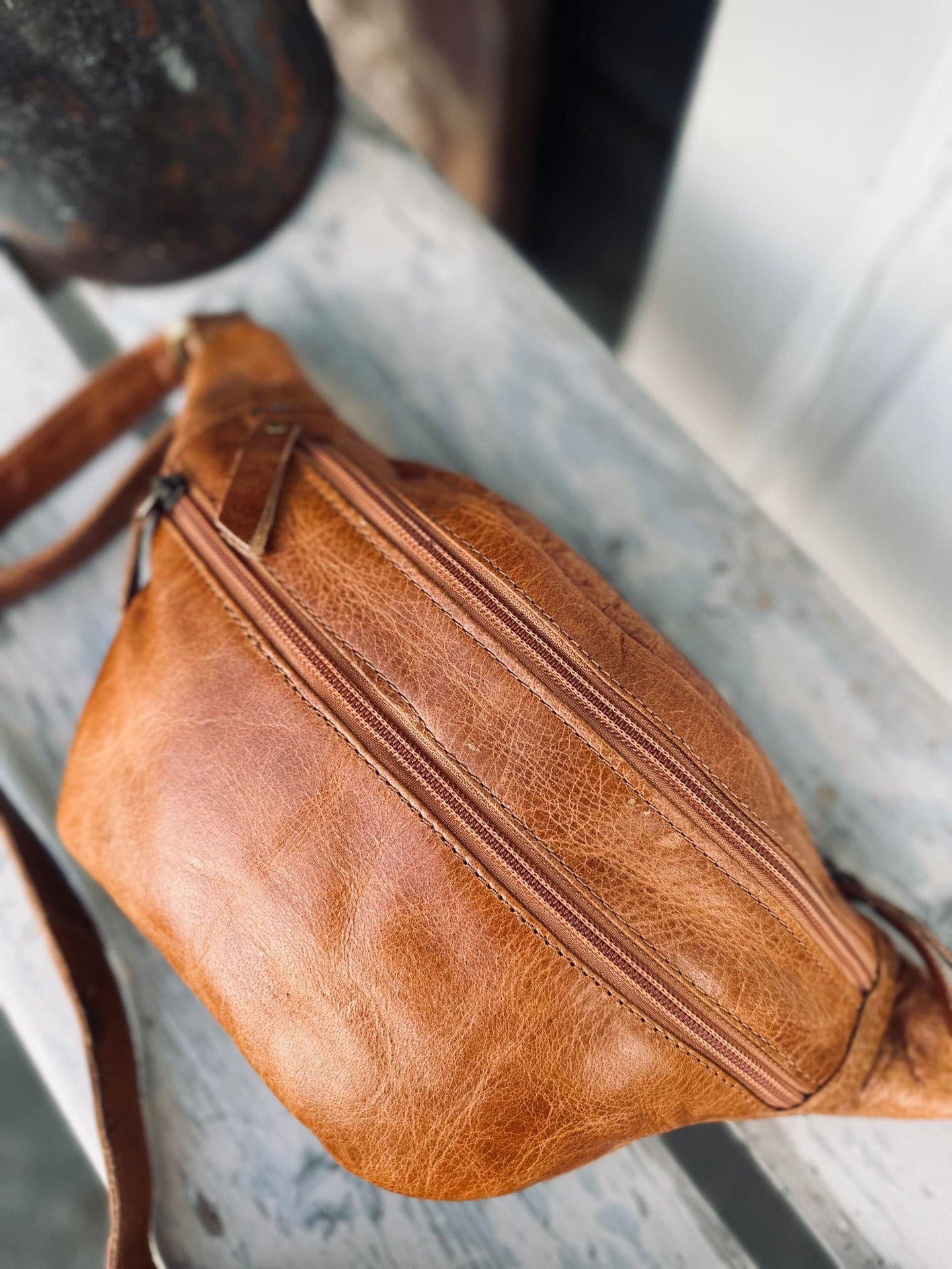 Bumbag TRIP - Cognac bøffellæder - VIAMAJA.DK