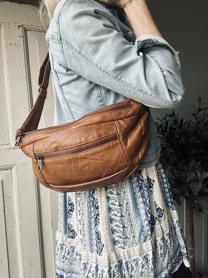 Bumbag XL MIRA – Cognac - VIAMAJA.DK