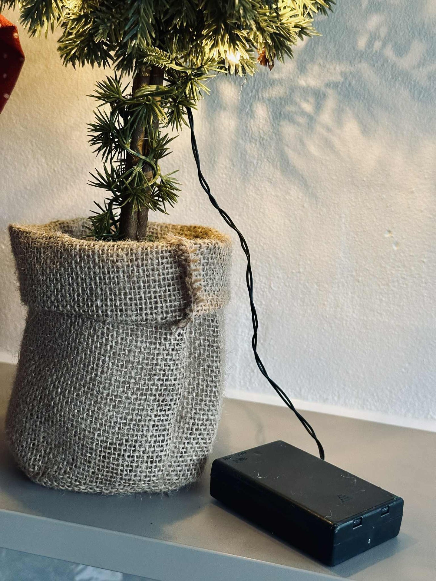 Tre med Lyskjede - 36cm.