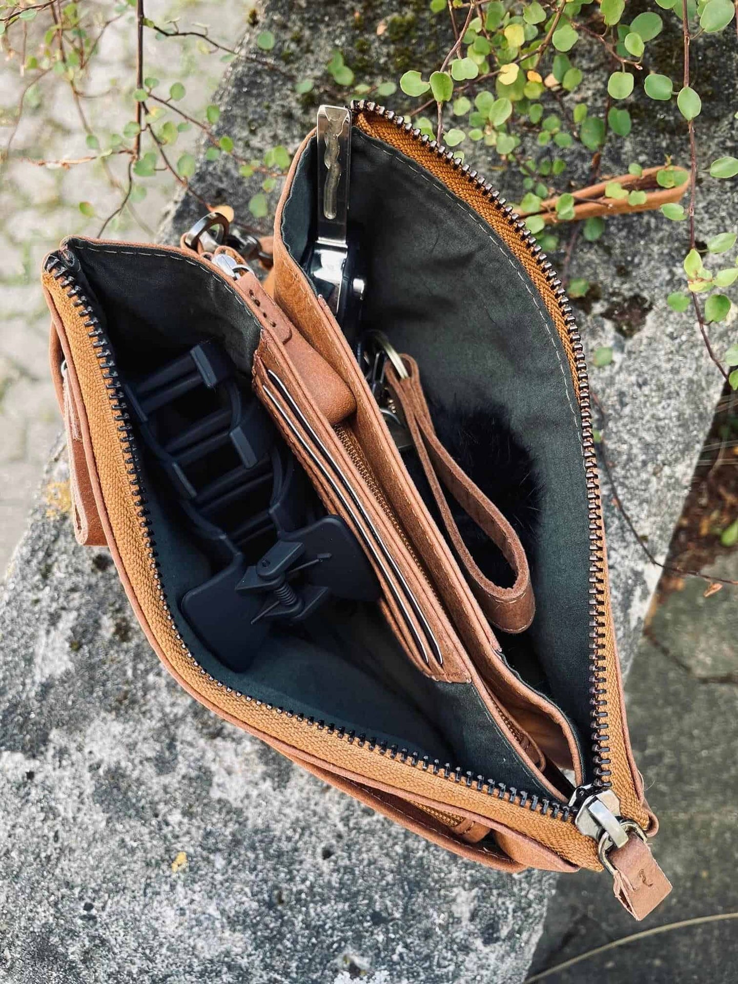 Clutch ASTA m. lang rem & strop, Cognac - VIAMAJA.DK