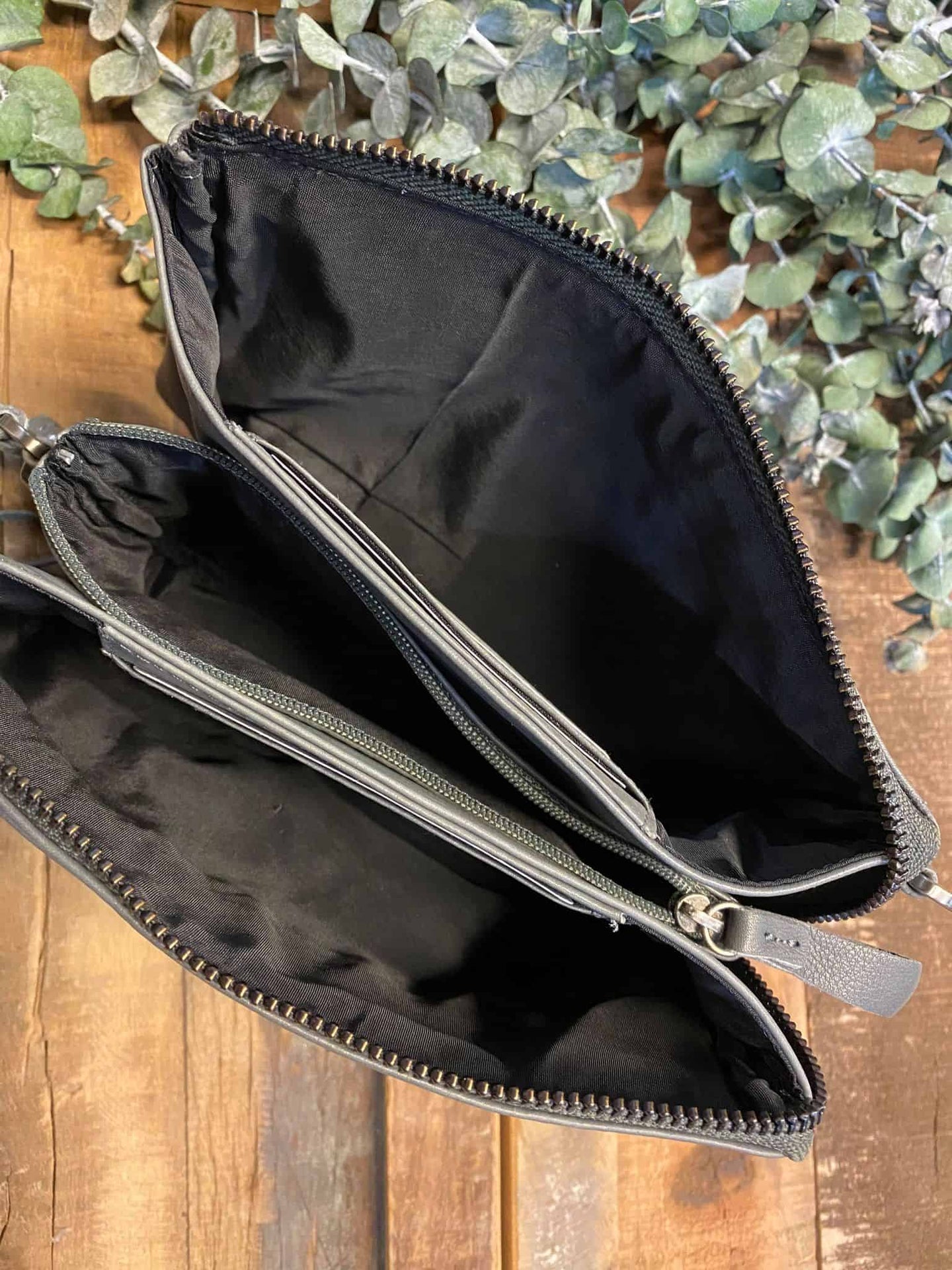 Clutch ASTA m. lang rem & strop, Grå - VIAMAJA.DK
