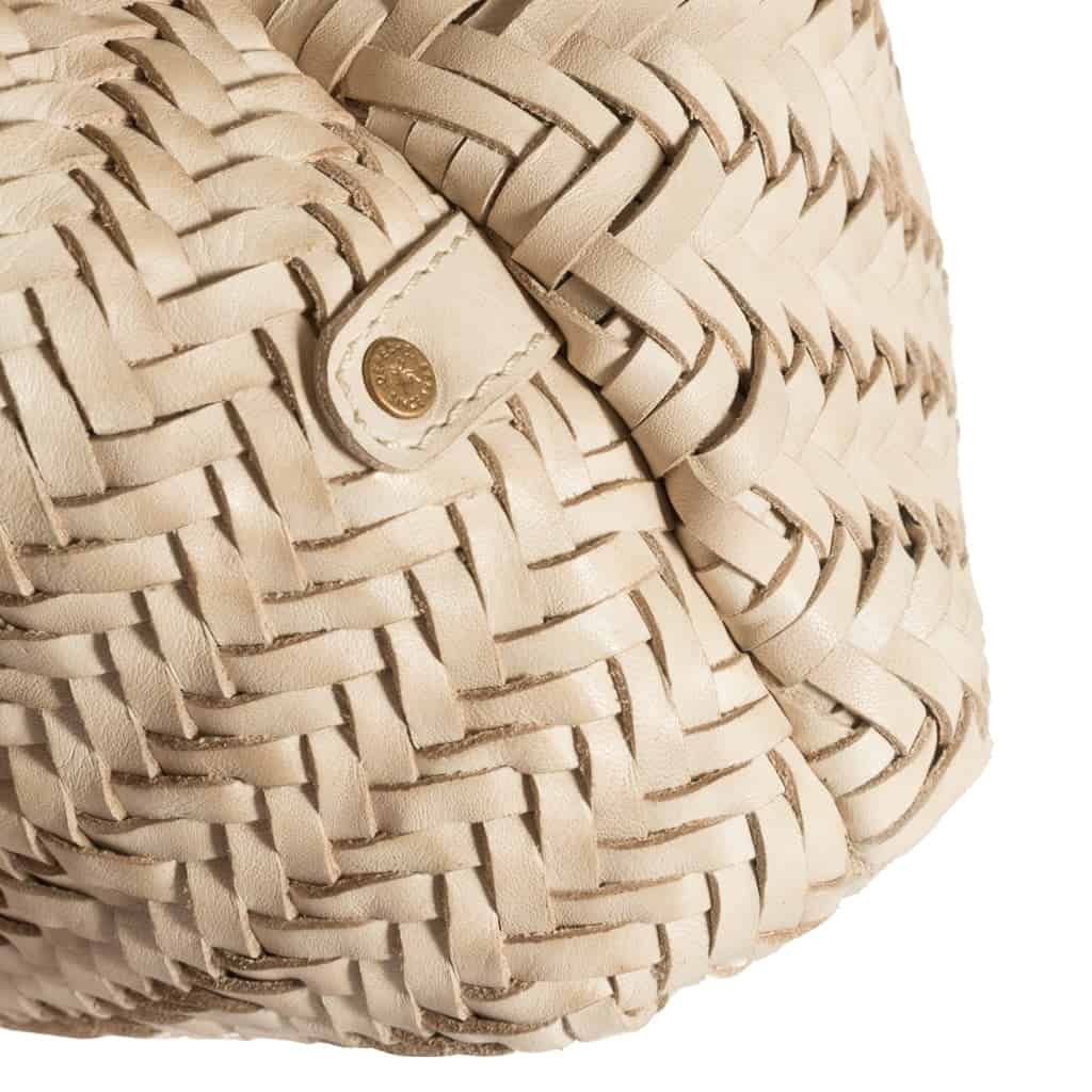 Clutch / lædertaske VERA flettet mønster - Sand - VIAMAJA.DK