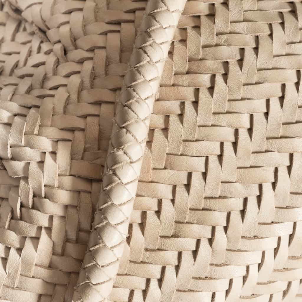 Clutch / lædertaske VERA flettet mønster - Sand - VIAMAJA.DK