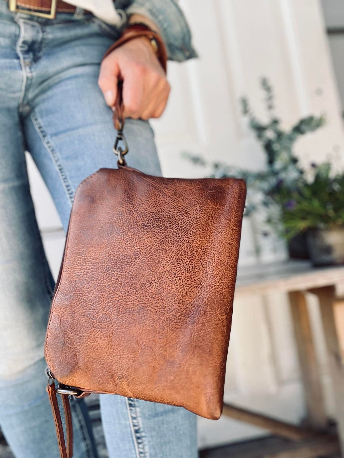 Clutch LUNA - 2 taskeremme medfølger - VIAMAJA.DK