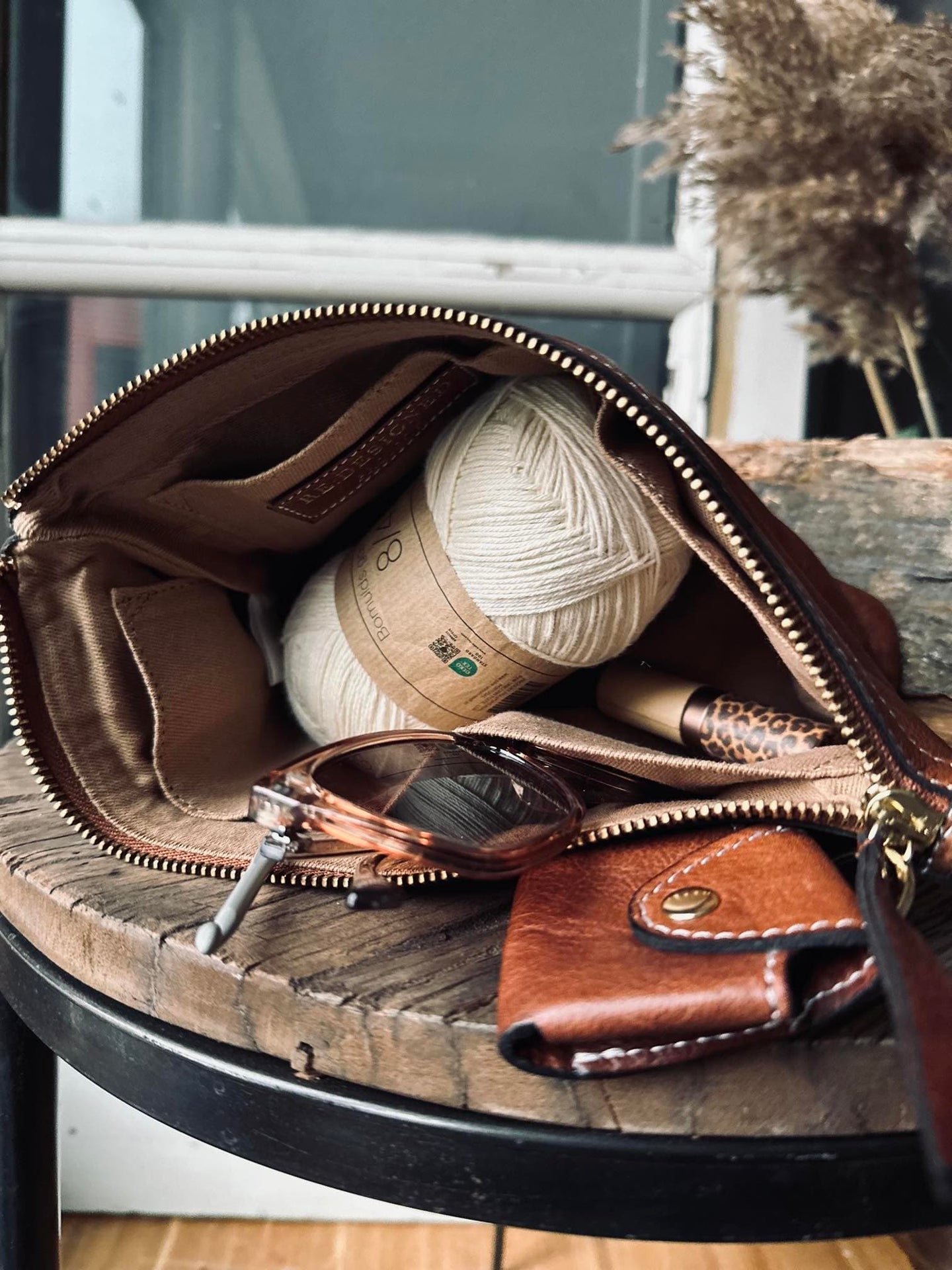 Clutch - Perfekt til opbevaring af strikkeaccessories - VIAMAJA.DK