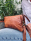 Clutch SALLY Walnut - Lang taskerem medfølger - VIAMAJA.DK