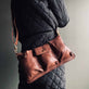 Clutch / taske - cool twist – Brandy skind i høj kvalitet - VIAMAJA.DK