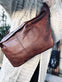 Cool Buffy XL Bumbag i smørblødt læder - Brandy - VIAMAJA.DK