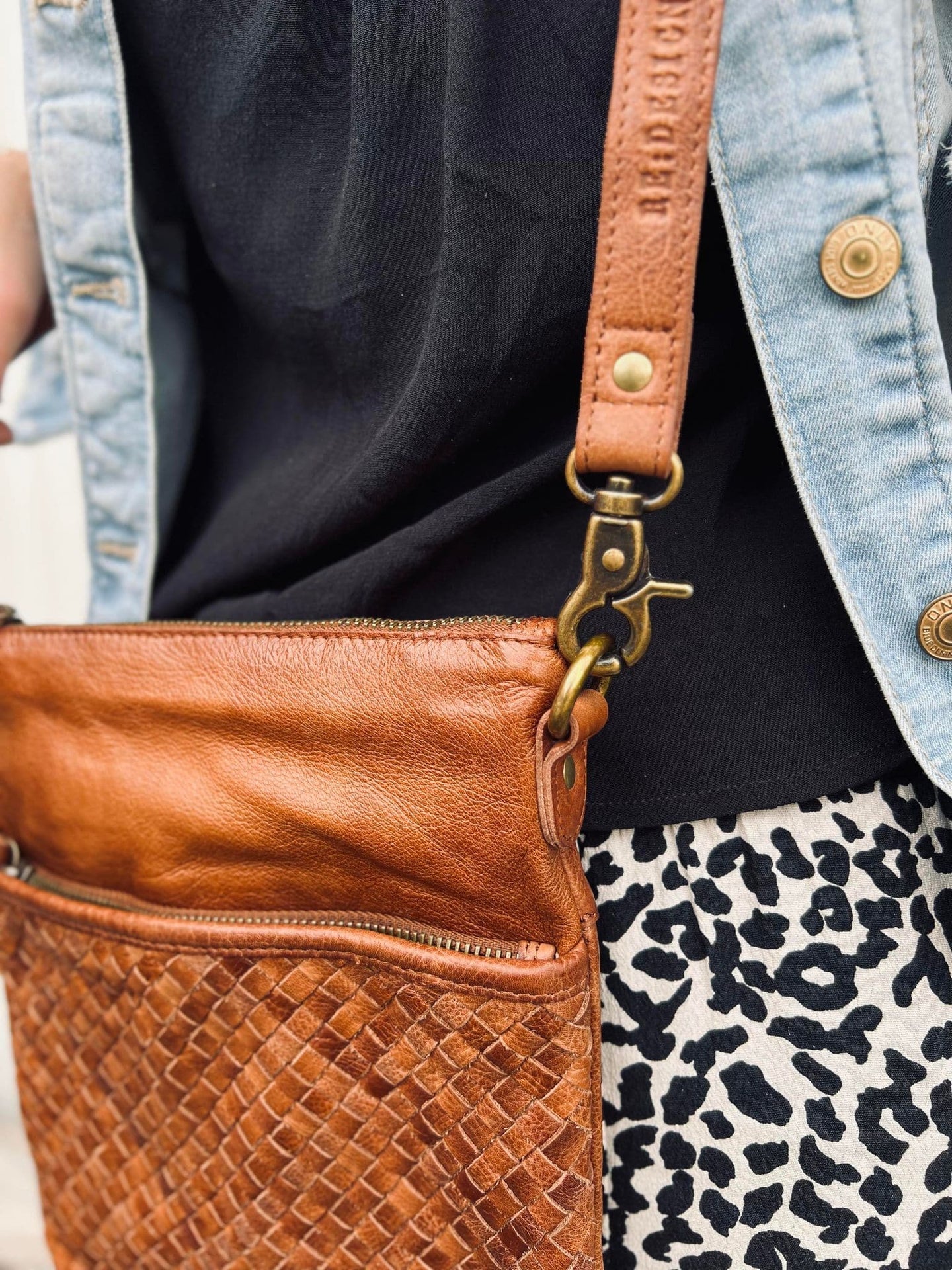 Crossbody - CHIC cognac - VIAMAJA.DK