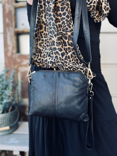 Crossbody clutch ALICE Black - Taskerem medfølger - VIAMAJA.DK