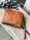 Crossbody clutch ALICE Cognac - Taskerem medfølger - VIAMAJA.DK