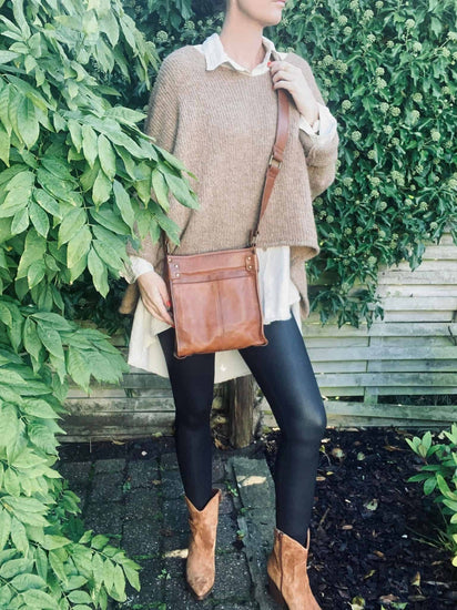 Crossbody DORA walnut - VIAMAJA.DK