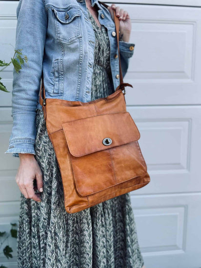 Crossbody JACO BIG – Cognac - VIAMAJA.DK