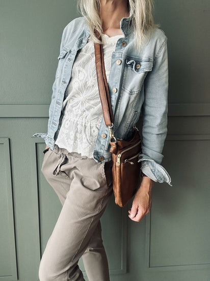 Crossbody Jenna Big – Walnut - VIAMAJA.DK