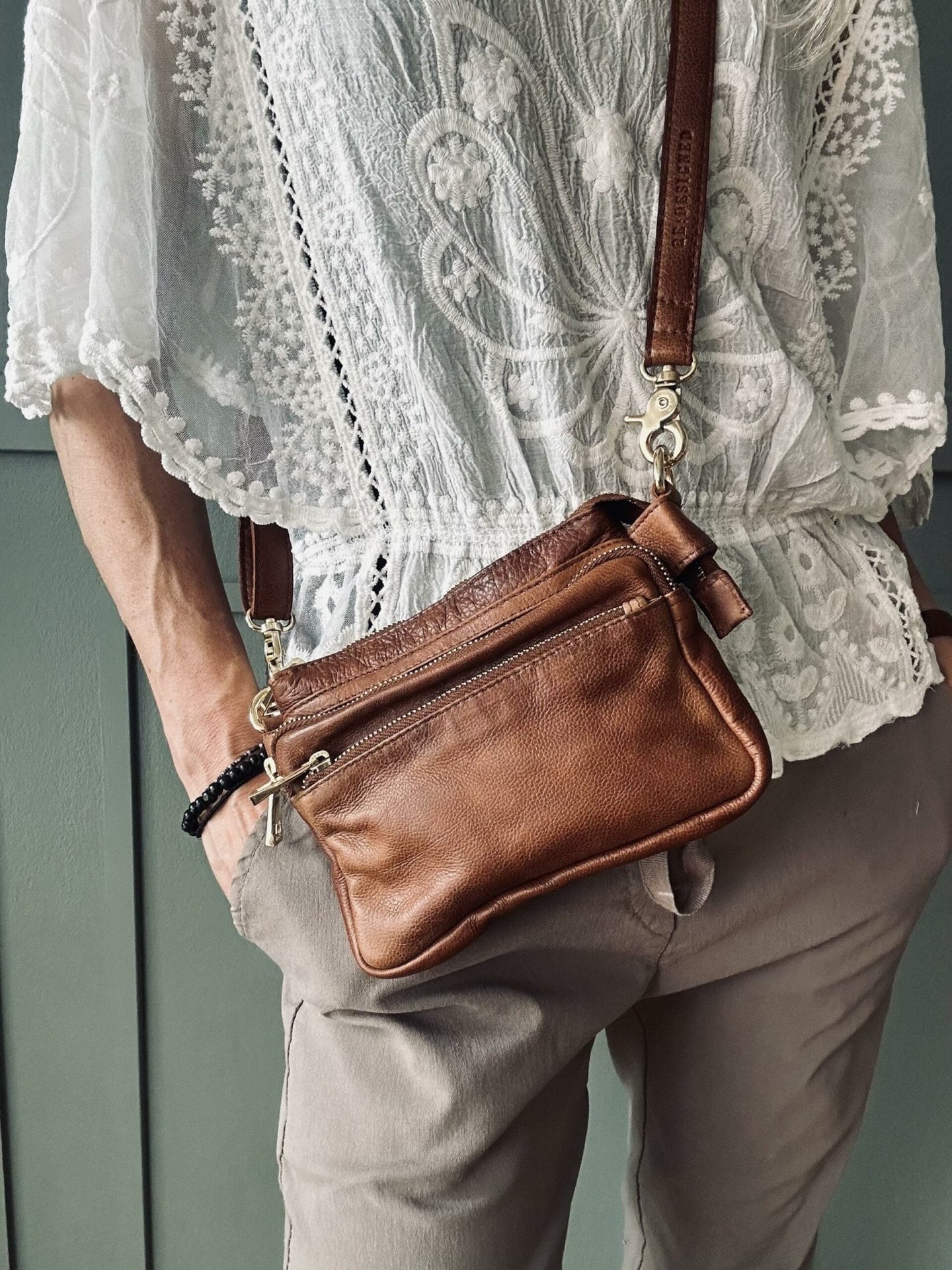Crossbody Jenna Walnut - VIAMAJA.DK