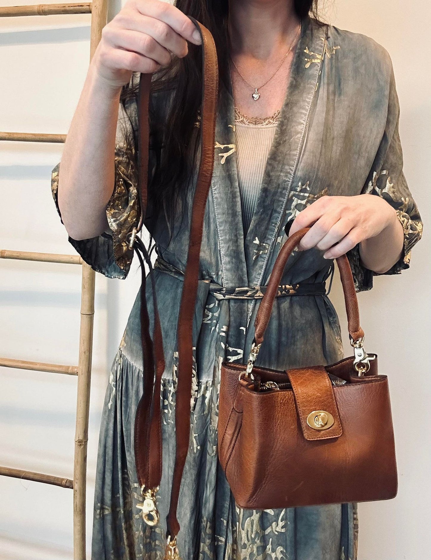 Crossbody Lux walnut Mini - VIAMAJA.DK