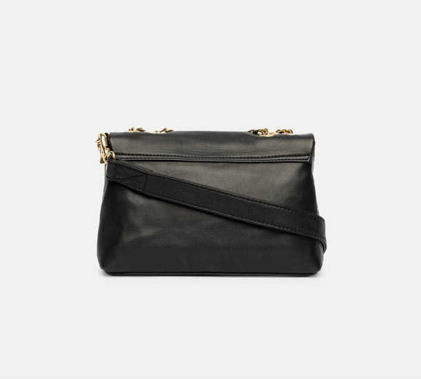 Crossbody med guld kæde - VIAMAJA.DK