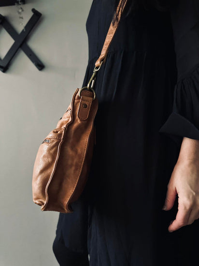 Crossbody MILANO Cognac - VIAMAJA.DK