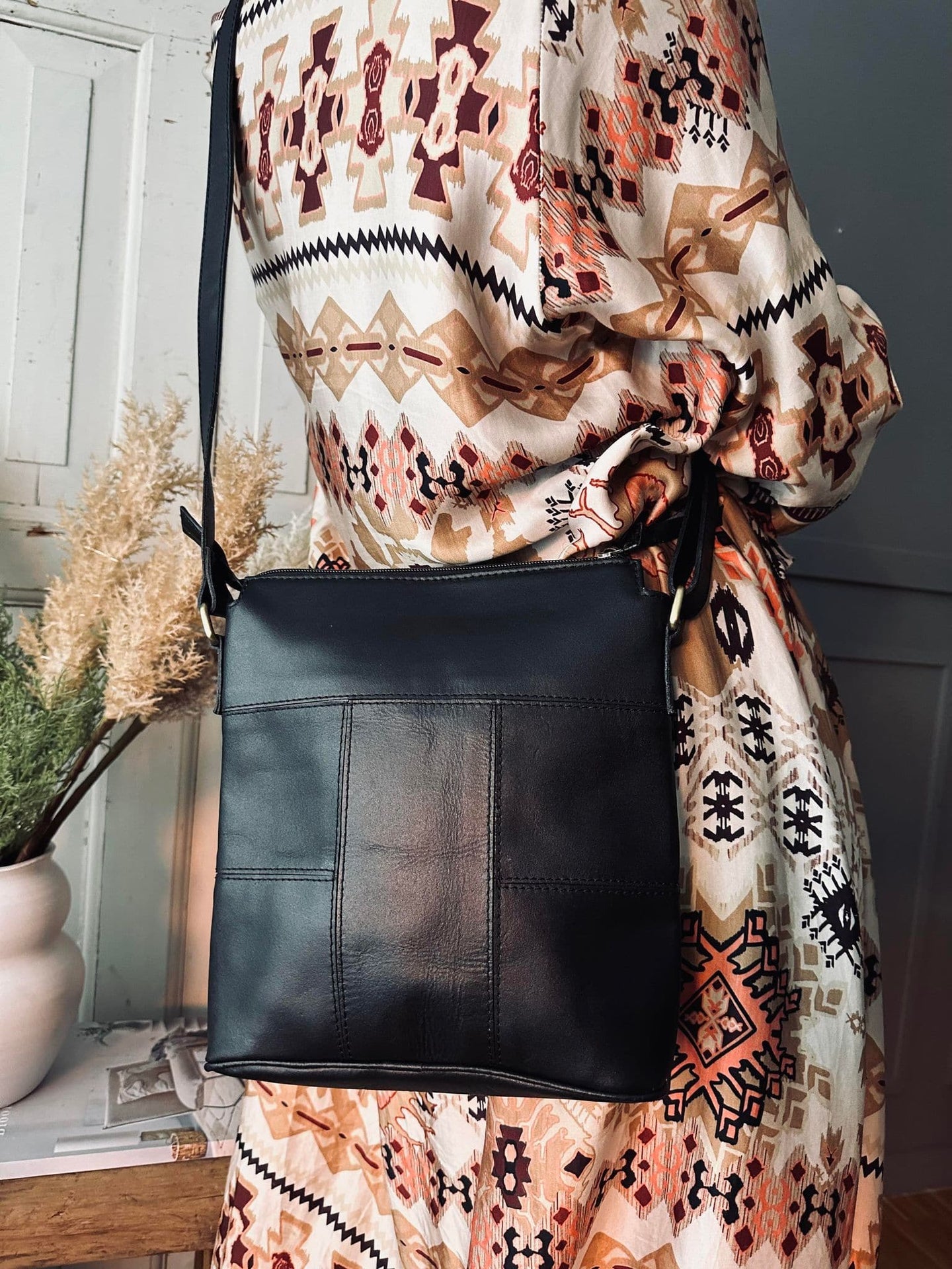 Crossbody Nina - Black - VIAMAJA.DK