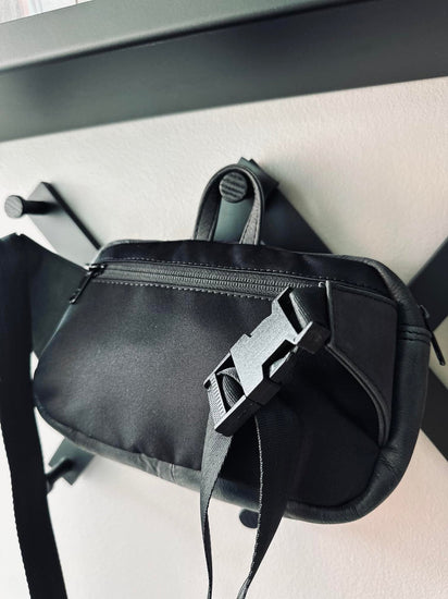 Crossbody Unisex - Nylon og læder - VIAMAJA.DK