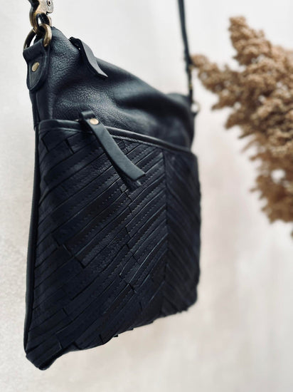 Crossover Black - Handmade leather - VIAMAJA.DK