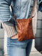 Crossover mobiltaske - OLINE Walnut - VIAMAJA.DK