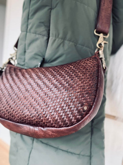 Crossover / skuldertaske XENIA - Brandy flet - VIAMAJA.DK