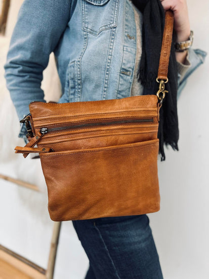 Crossover taske FELLO Cognac - VIAMAJA.DK
