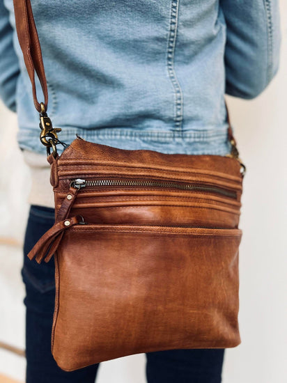 Crossover taske FELLO Walnut - VIAMAJA.DK