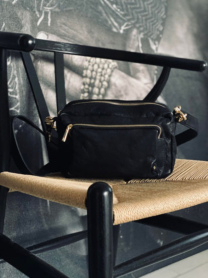 Crossover TINO - Black / Gold - VIAMAJA.DK