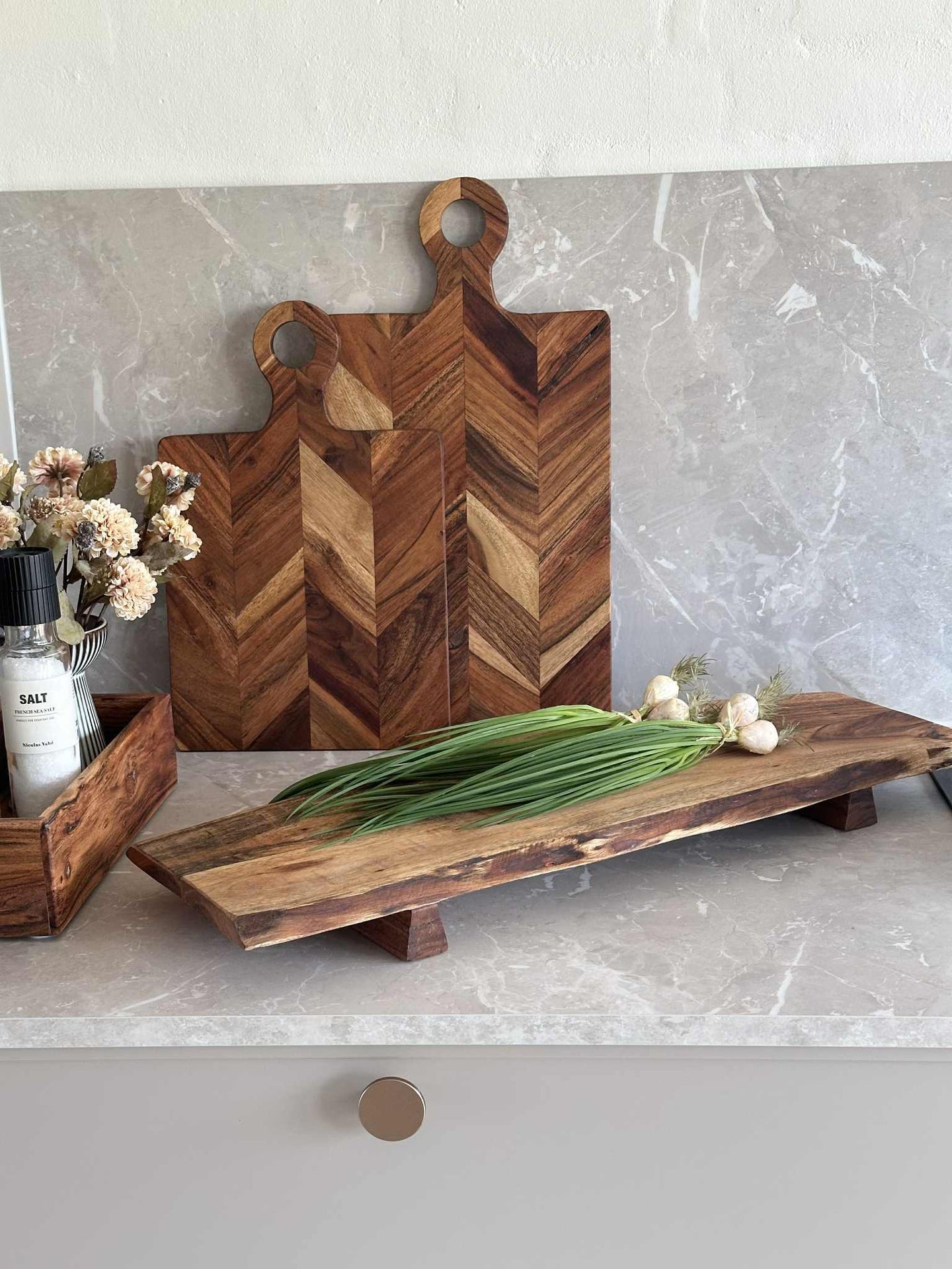 Serveringsbrett med ben 65 cm