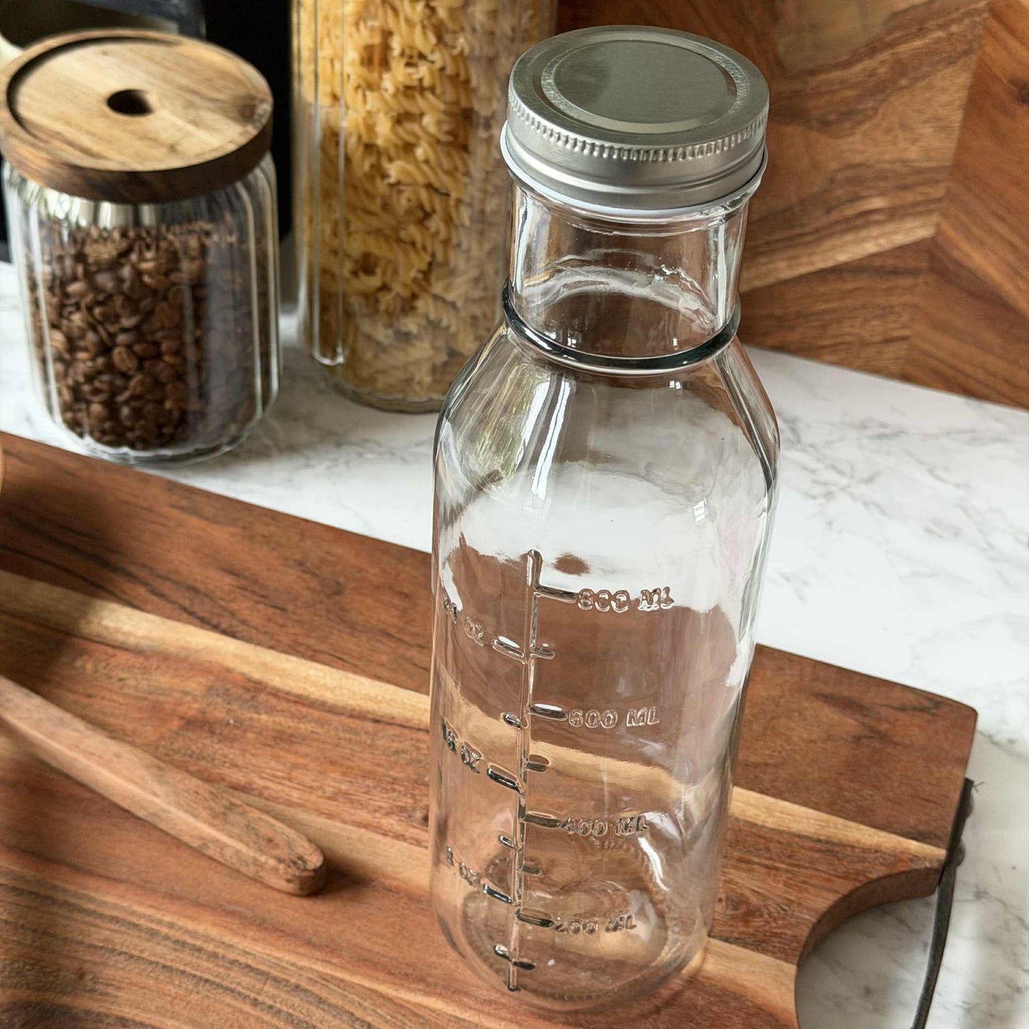 Glassflaske med måleenheter - 1000 ml