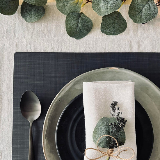Dækkeserviet - VITA Dark grey - VIAMAJA.DK