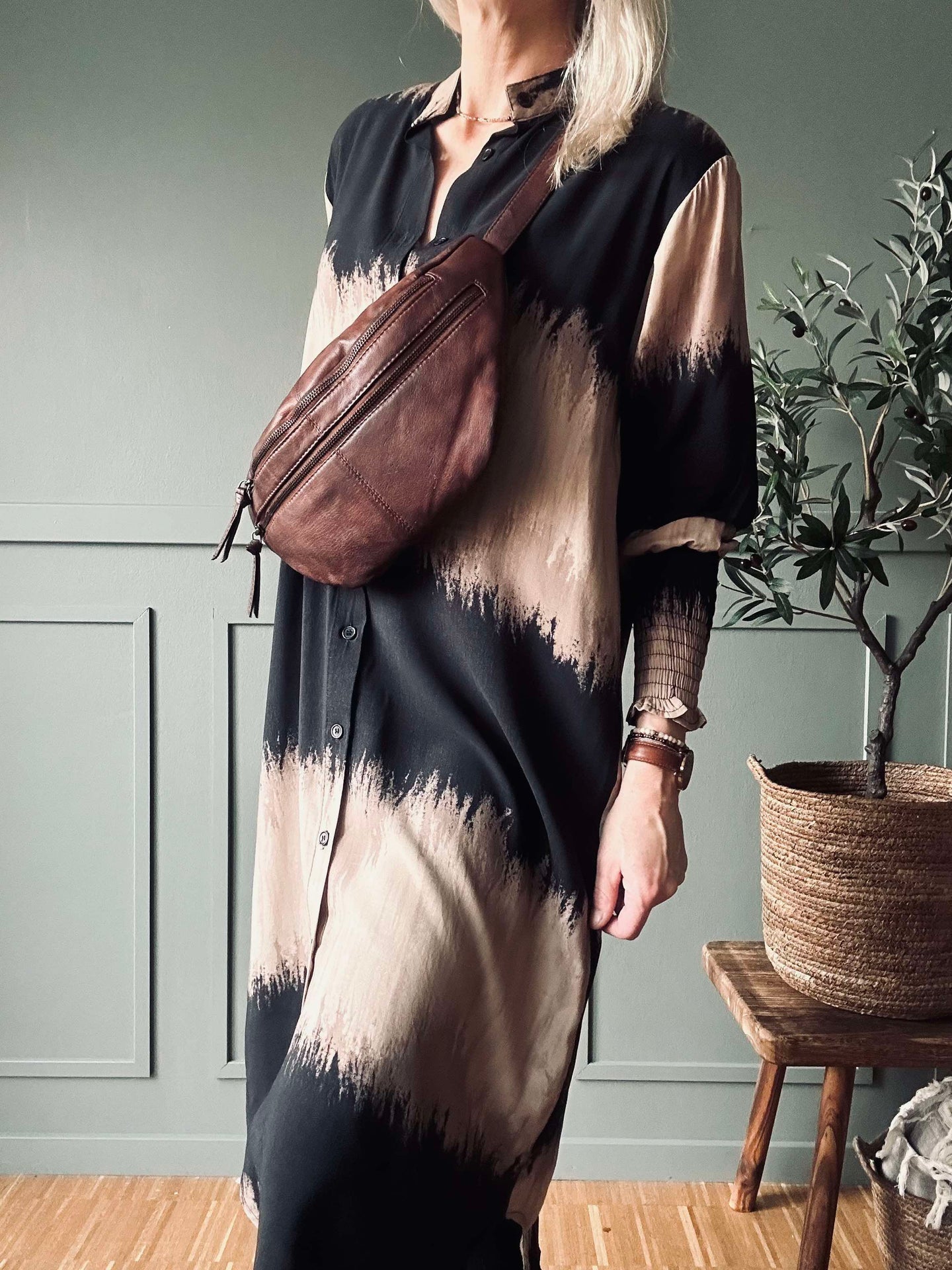 Kjole Merle Dark Camel