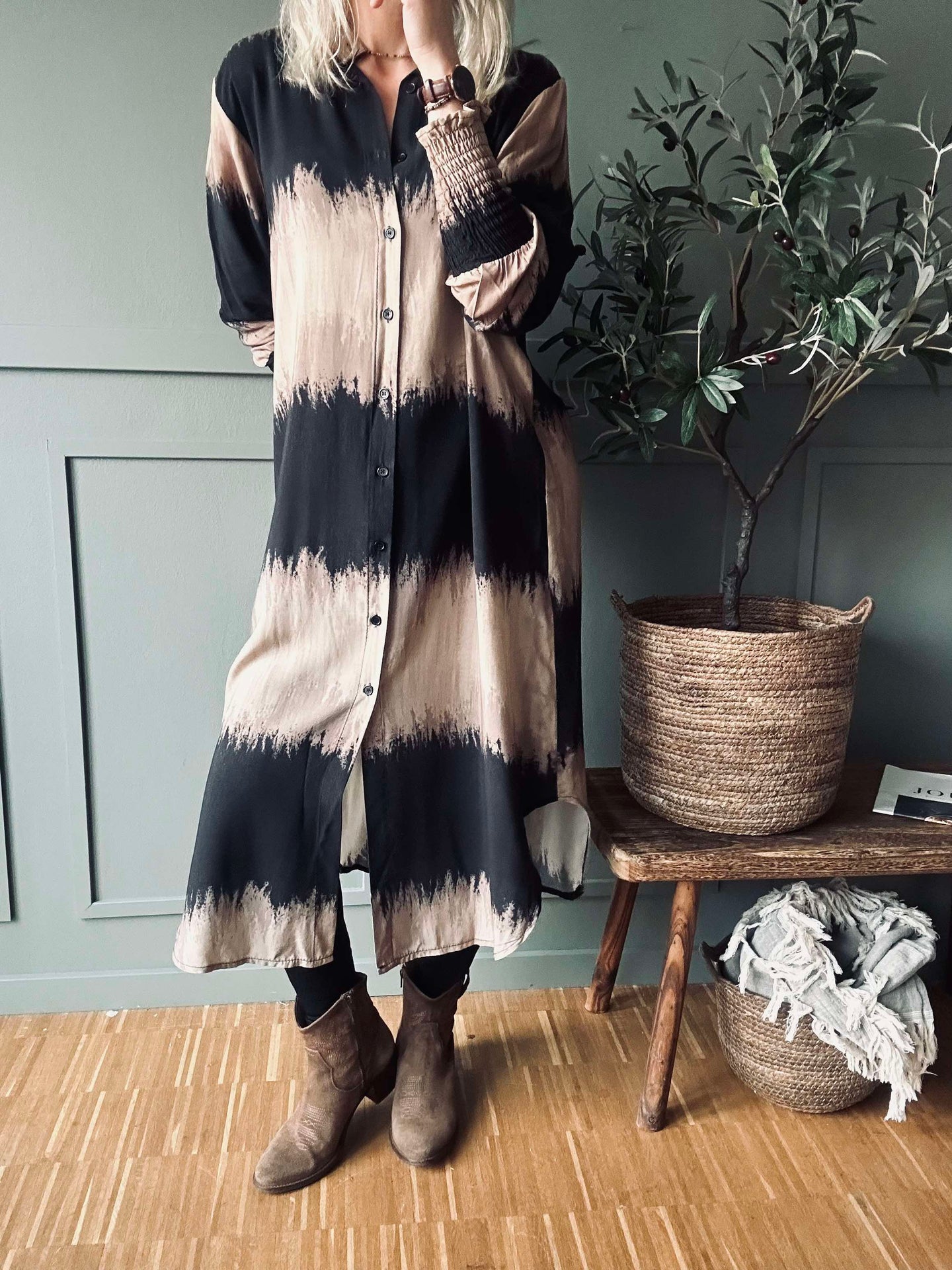 Kjole Merle Dark Camel