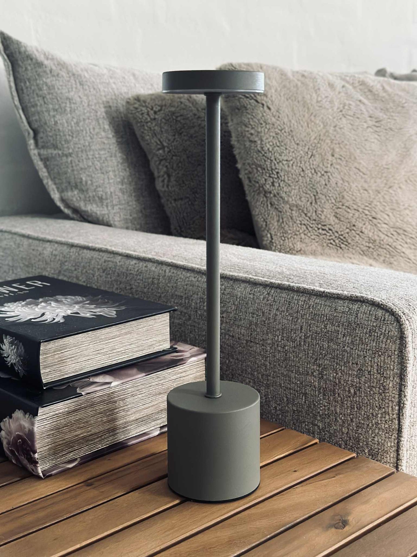 LED bordlampe KELLY Taupe - oppladbar