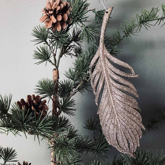 Fjer glimmer champagne - VIAMAJA.DK