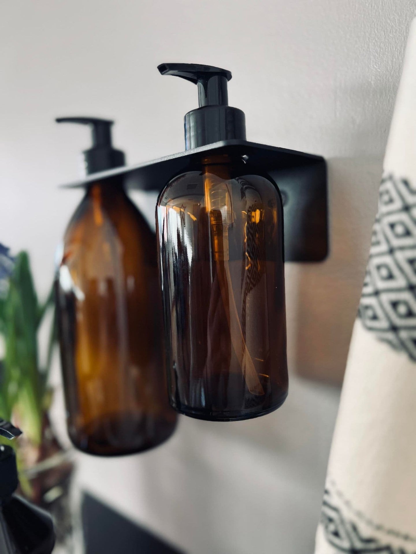 Flaskeholder - Sort til 2. Flasker - VIAMAJA.DK