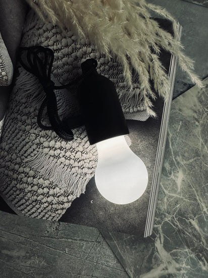 Flytbar LED lampe m. ophæng - VIAMAJA.DK
