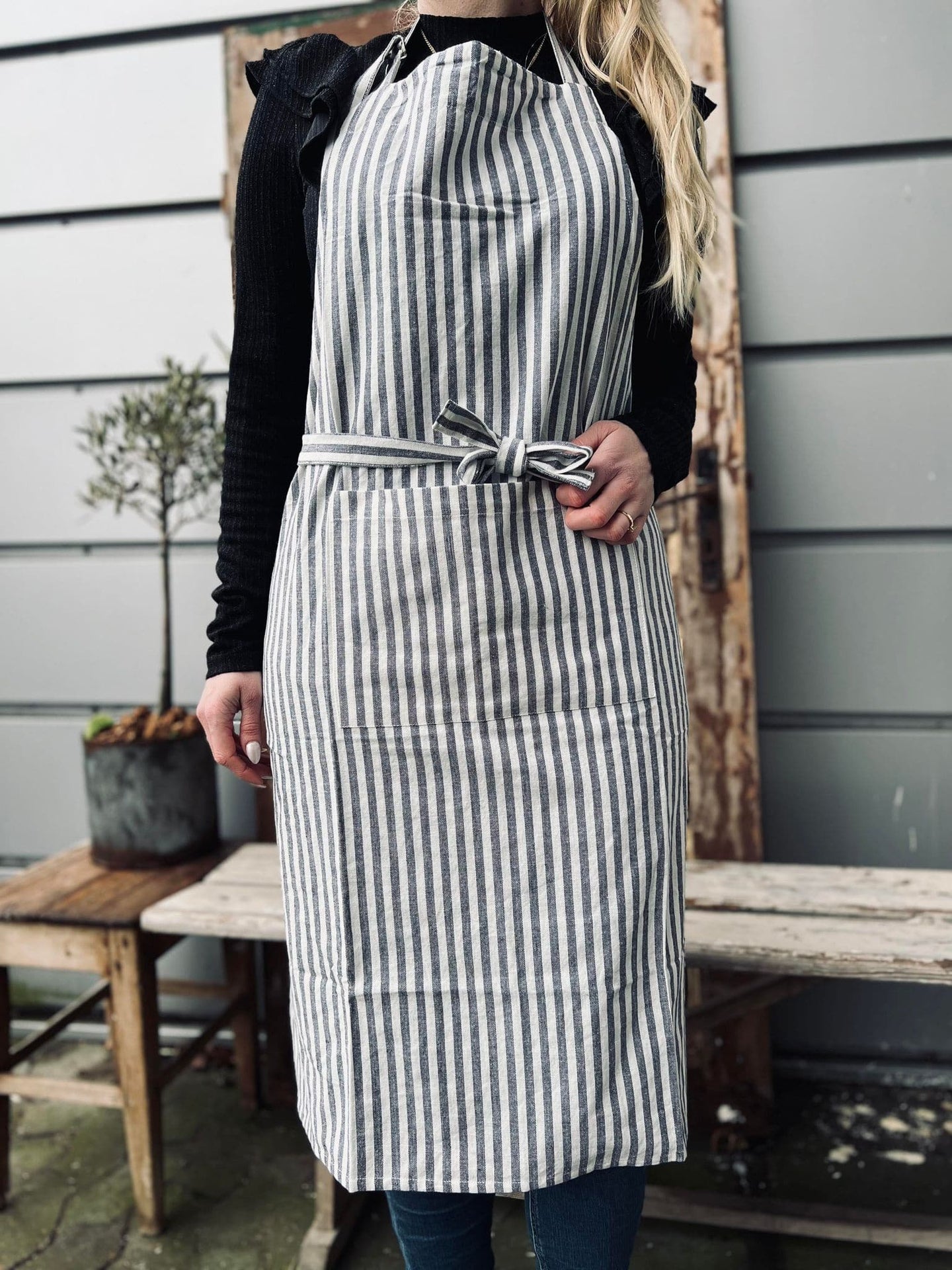 Forklæde - Blå strib - VIAMAJA.DK