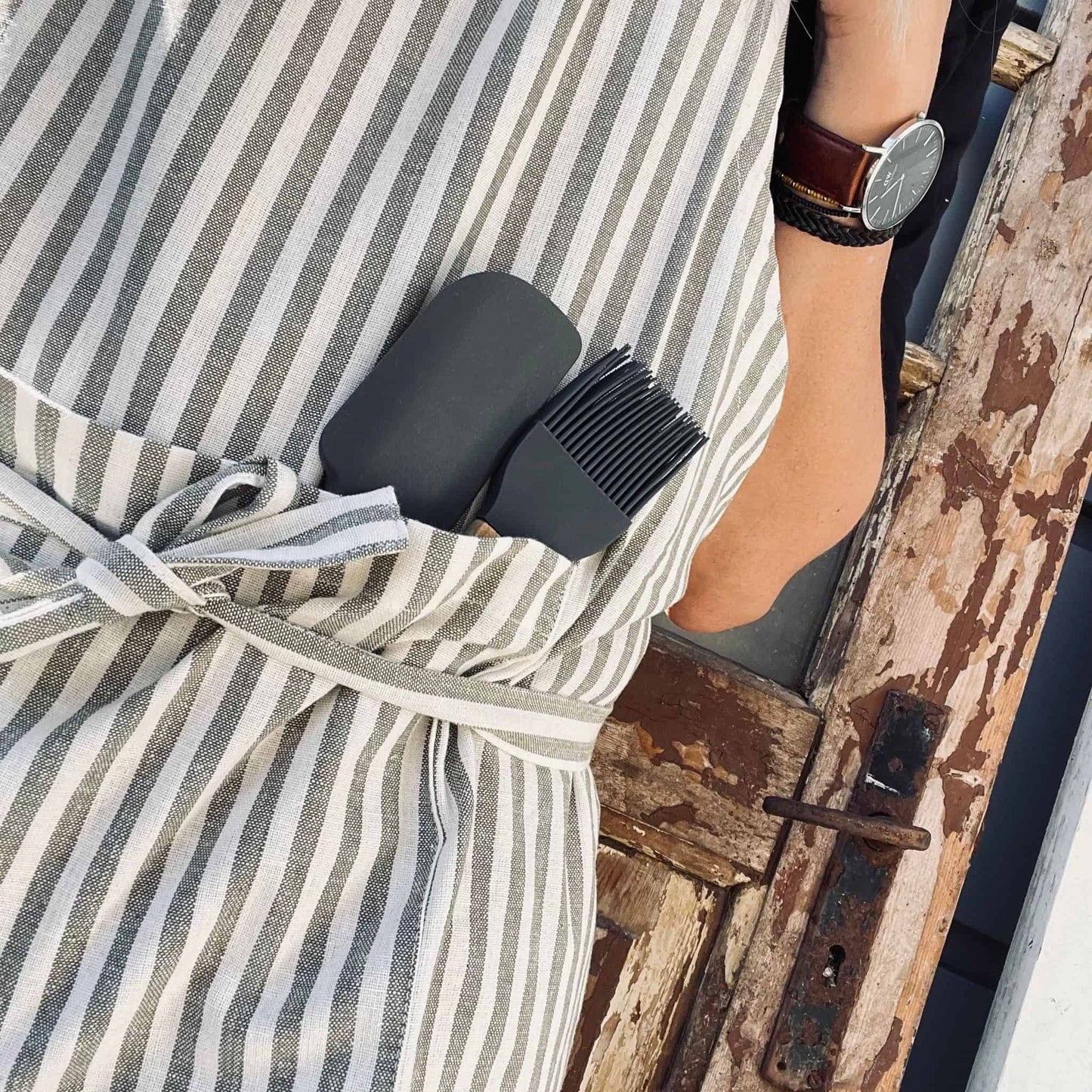 Forklæde med lomme - Salvie strib - VIAMAJA.DK