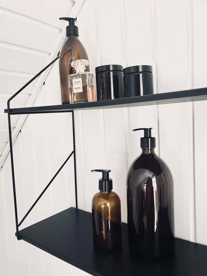 Genbrugsflaske med pumpe – 250 ml – Brunt glas - VIAMAJA.DK