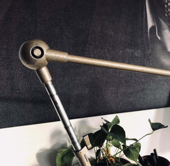 Gl. Fransk arkitektlampe med knæk - VIAMAJA
