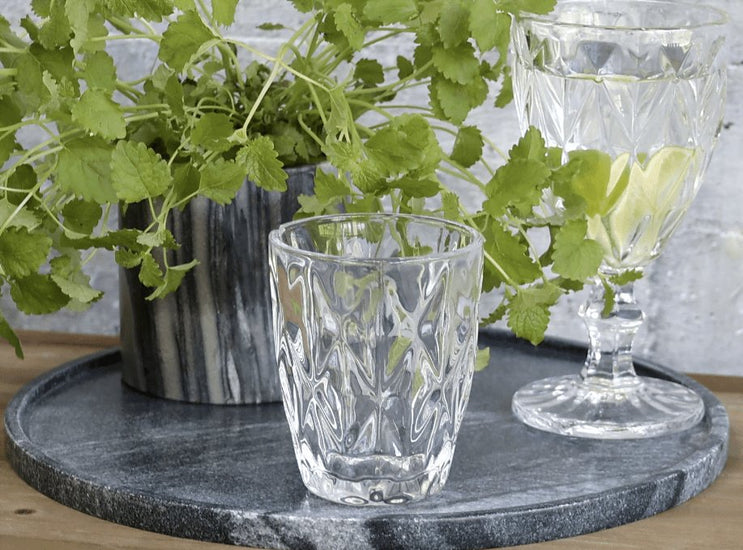 Glas m. diamantudskæring - VIAMAJA.DK
