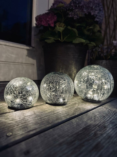 Glasbollar med solceller - Set om 3 st - VIAMAJA.DK
