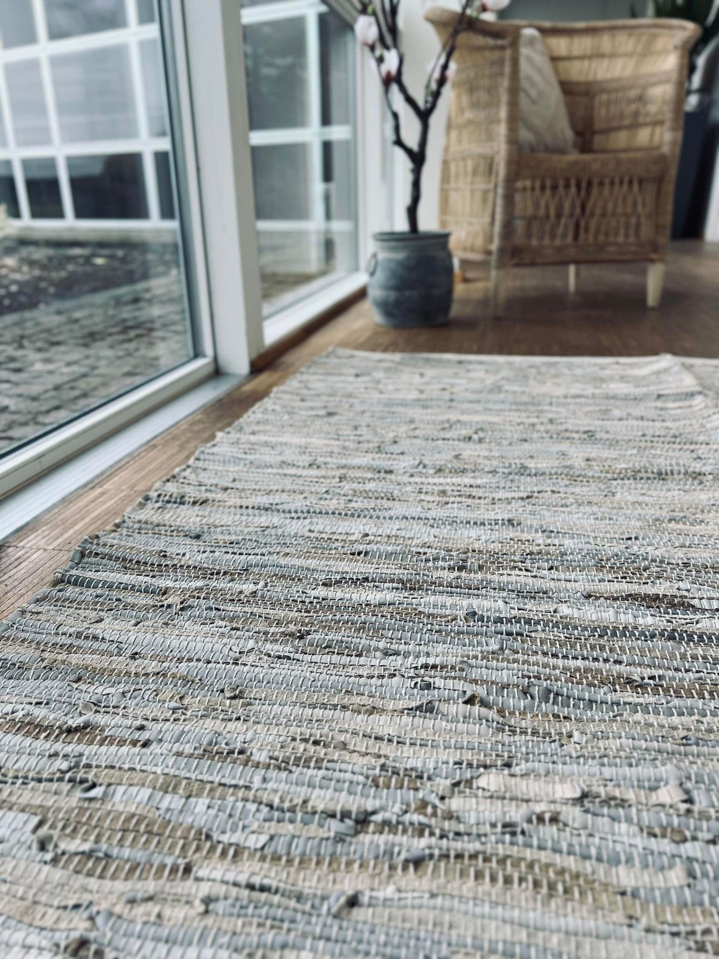 Gulvtæppe – 140x200cm Natur læder - VIAMAJA.DK