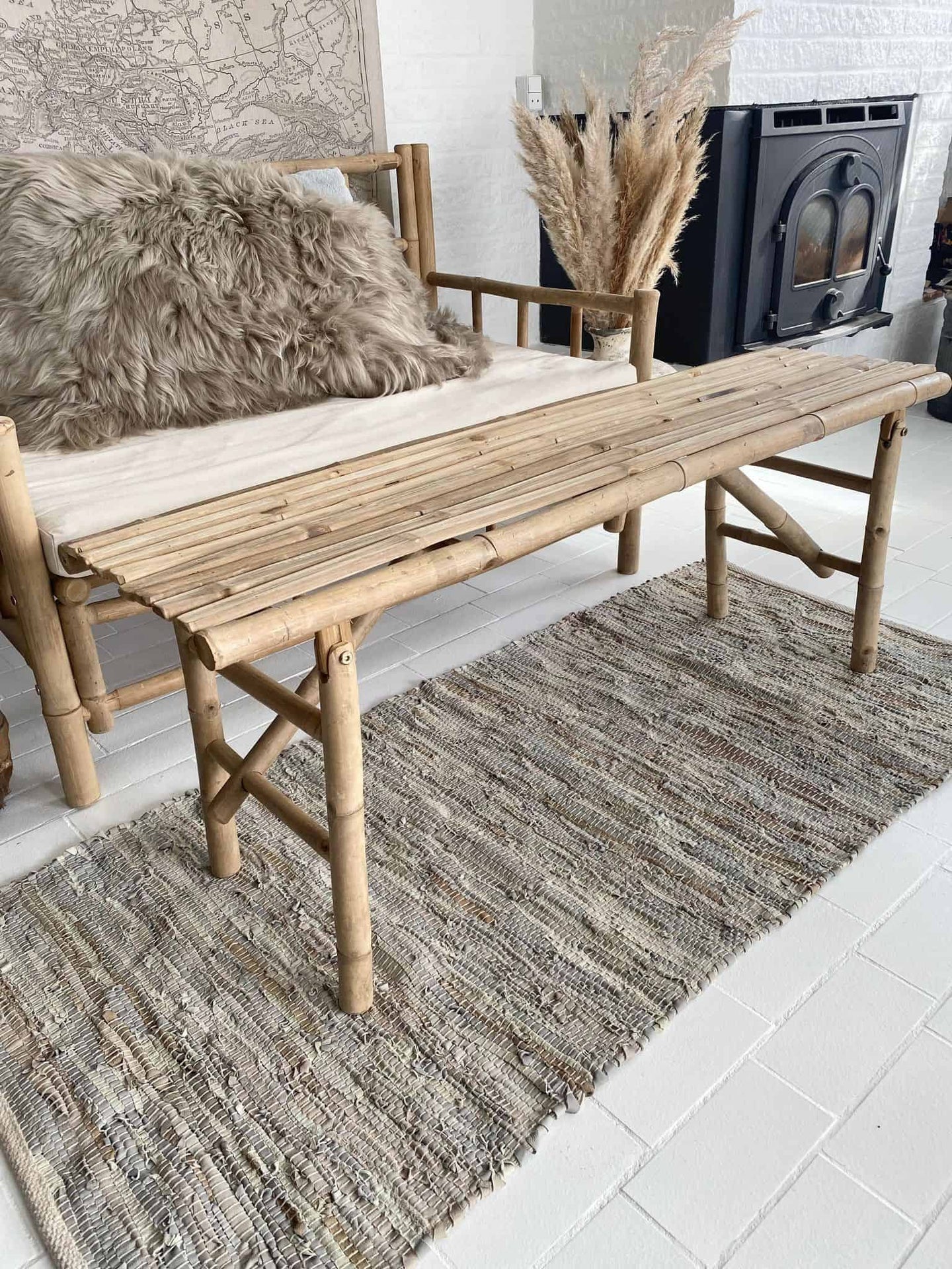 Gulvtæppe i flettet læder - 70x140cm Lyse natur farver - VIAMAJA.DK